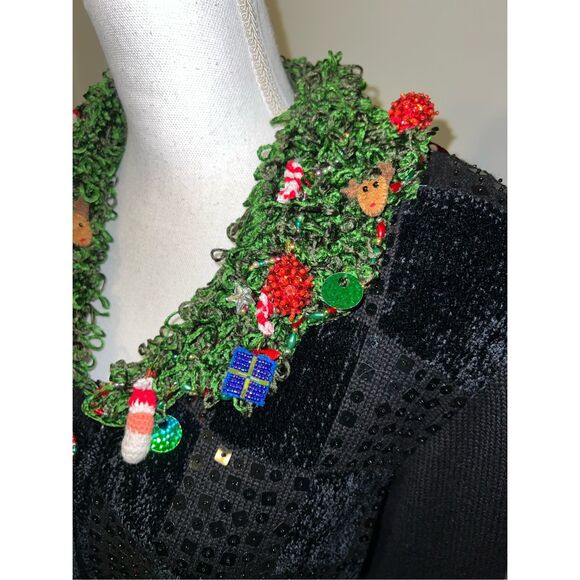 Women’s Holiday 3D buttons Christmas Sweater LARGE - Picture 5 of 12